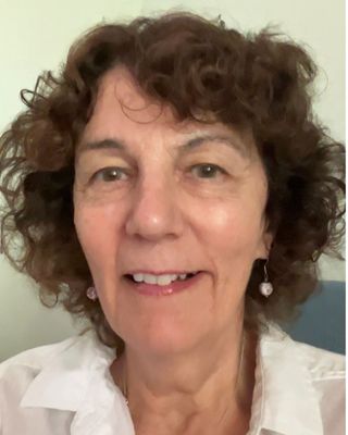 Photo of Karen Mackey - Woking Counselling Support, Couples + Individuals, Counsellor, MBACP Accred