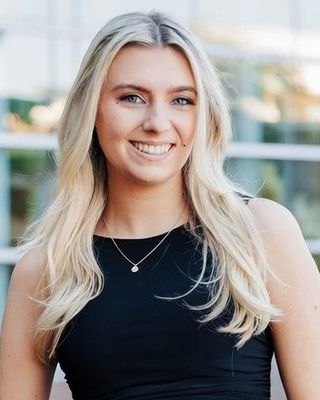 Photo of Kayce DiCola, Marriage & Family Therapist Intern, RMFTI