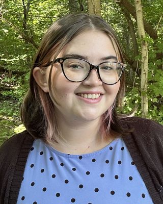 Photo of Kelly Benzkofer, LSW