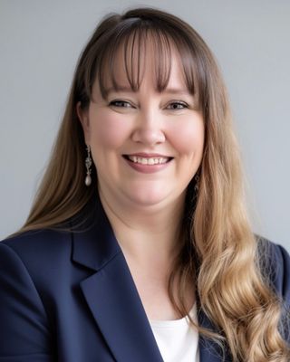 Photo of Shannon E Davis, Licensed Master Social Worker, LMSW