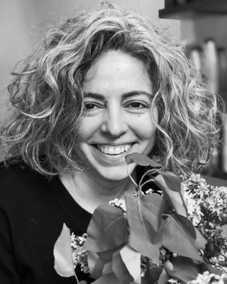 Photo of Helen Rozelman, Psychologist in 10005, NY