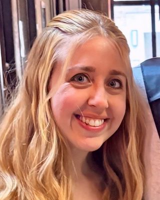 Photo of Joy Roberts, Clinical Social Work/Therapist, LCSW
