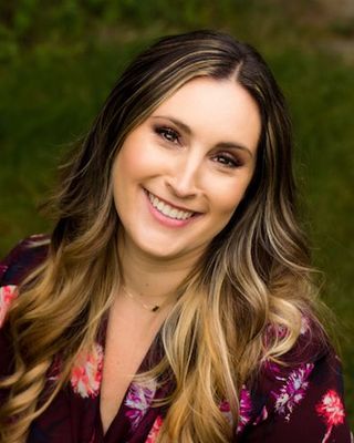 Photo of Heidi Pottle, Marriage & Family Therapist, MS, LMFT