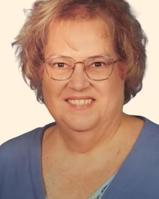 Photo of Julianna Campbell, Psychiatric Nurse Practitioner, MSN, APRN, PMHNP-B