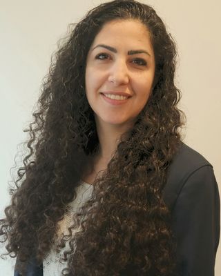 Photo of Helen Khaleghi, MACP, MA, Registered Psychotherapist