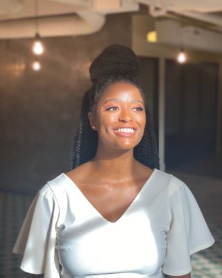 Photo of Monique Miles, Licensed Professional Counselor, MS, LPC, LMHC