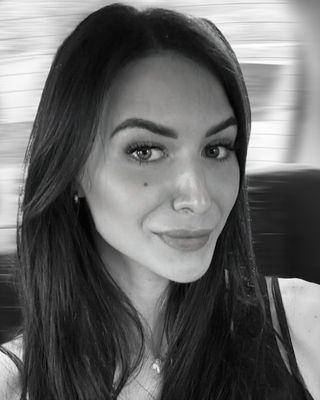 Photo of Ema Exnerova, Psychotherapist, MSc, BACP