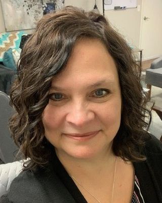 Photo of Michelle L Starnes, Clinical Social Work/Therapist, MSW, LCSW