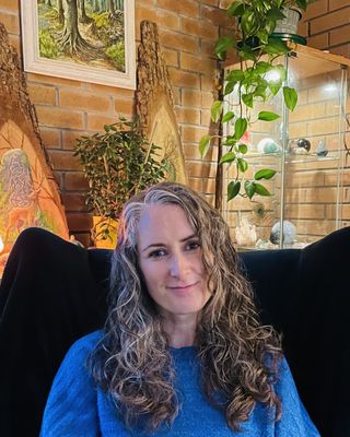 Photo of Donna McDonald, Counsellor, MSc, MNCPS Acc.