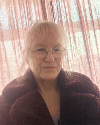 Photo of Mair Llewellyn, Psychotherapist, MBACP