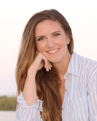 Photo of Katie Hochleutner - Vita Bella Therapy, Counselor, LCPC, LMHC, R-DMT
