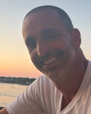 Photo of Robert Glejzer, Counselor, MA, LCMHC