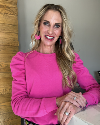 Photo of Nicole Roetman, Psychiatric Nurse Practitioner, ARNP, PMHNP-B, FNP-BC