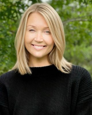 Photo of Leanne Murphy, Marriage & Family Therapist, MA, LMFT