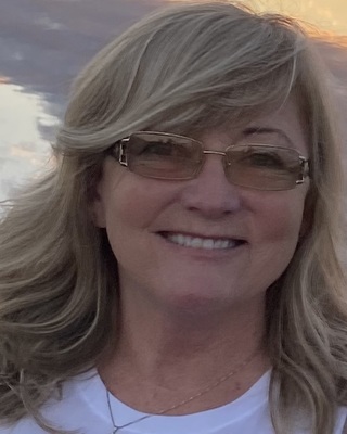 Photo of Donna DeRossett, Registered Clinical Social Worker Intern in 32927, FL