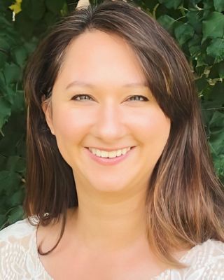 Photo of Cecilia Davis, Licensed Clinical Professional Counselor in Warrenville, IL