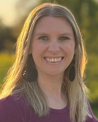 Photo of Amanda Hill, Licensed Clinical Professional Counselor, LCPC, LPC, LMHC