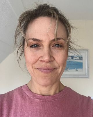 Photo of Dr Natalie Coope, Psychologist, PsychD, HCPC - Clin. Psych.