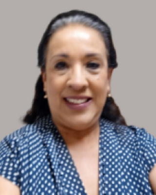 Photo of Lydia Robles, Marriage & Family Therapist, LMFT