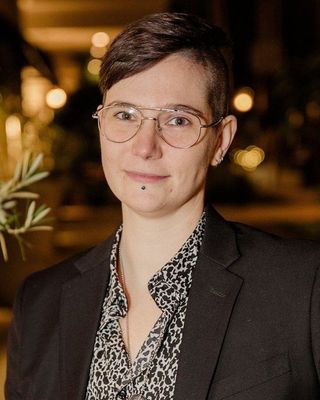 Photo of Nik Stancil, Associate Professional Clinical Counselor in California