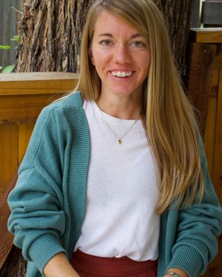 Photo of Heather Christine Warren, Pre-Licensed Professional