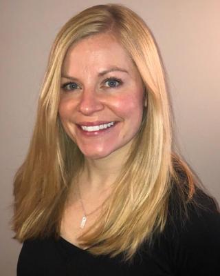 Photo of Heather Holl, Counselor in Normal, IL