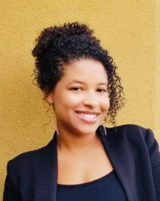 Photo of Deja DeTrinidad, Clinical Social Work/Therapist, LCSW