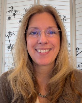 Photo of Linda J Natoli, Clinical Social Work/Therapist, LCSW-C