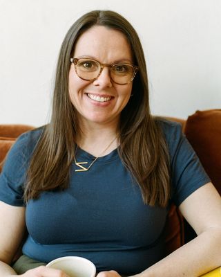Photo of Kristen Simons, Counselor in Evanston, IL