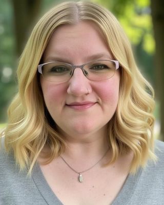Photo of Emily Shelton, Marriage & Family Therapist, LMFT