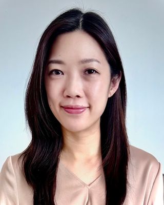 Photo of Rou-Ting Yin, Psychotherapist, MA, BPC