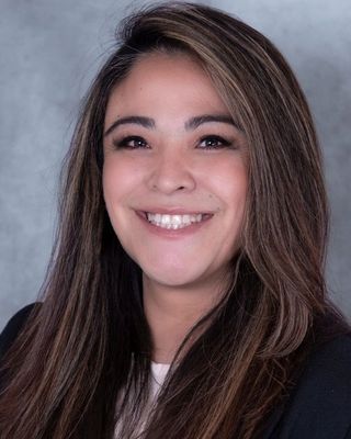 Photo of Dr. Evelyn Vasquez, Psychologist, Psy.D.