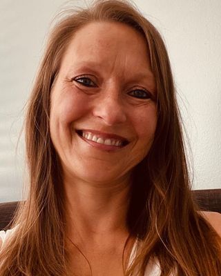 Photo of Lisa M Short, Registered Mental Health Counselor Intern, EMDRIA , MA
