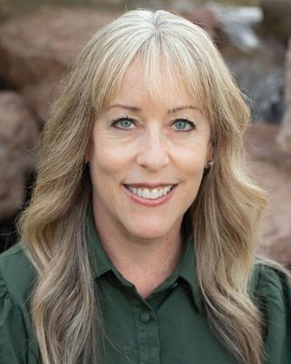 Photo of Kim Paraboschi, Clinical Social Work/Therapist, LCSW