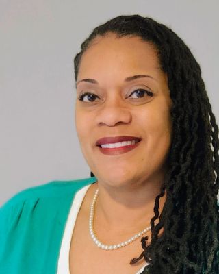 Photo of Shaia Hubbard, Clinical Social Work/Therapist, MSW, LCSW