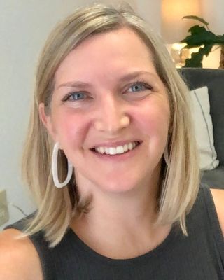 Photo of Erin Kelley, Marriage & Family Therapist, MA, LMFT