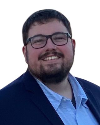 Photo of Alex Persons, Pre-Licensed Professional