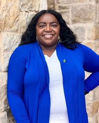 Photo of Shaquayla Burns, LMSW, Clinical Social Work/Therapist
