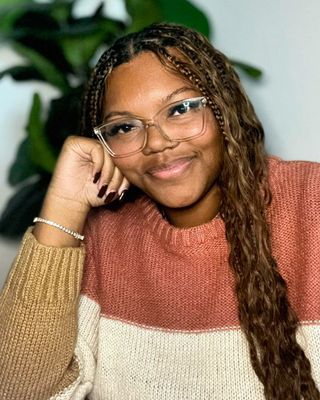 Photo of Valerie Hassen, Marriage & Family Therapist, LMFT, APCC