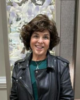 Photo of Leslie Libutti, LCSW, Clinical Social Work/Therapist