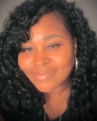 Photo of Laketa Matlock, Licensed Professional Clinical Counselor in Louisville, KY
