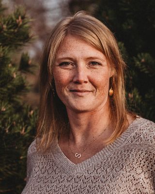 Photo of Stacey Haylett, Counselor, tLMHC