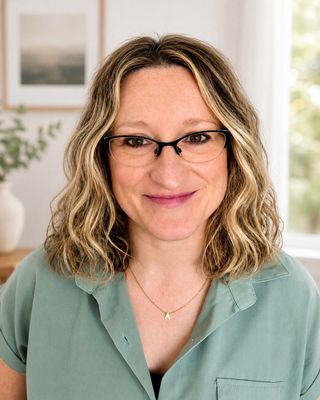 Photo of Anna Batcheler, Psychotherapist, MUKCP