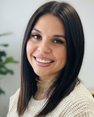 Photo of Felisa Craig, Licensed Professional Counselor, MA, LPC, RYT