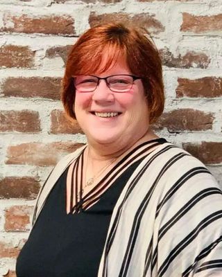 Photo of Lorri Gire, Clinical Social Work/Therapist, LISW