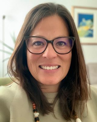 Photo of Claudia Croppo, Psychotherapist, MA, MBACP