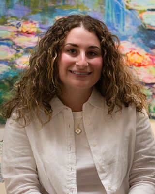 Photo of Noelle Bisesti, Pre-Licensed Professional, M.S., Intern