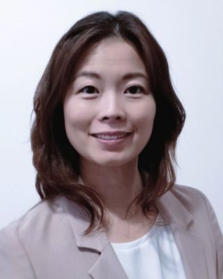 Photo of Flora Chan, MA, CCC, Counsellor