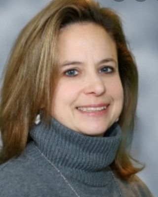 Photo of Lauren J. Janush, Psychiatric Nurse Practitioner, MSN, APRN-BC