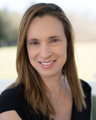 Photo of Allison Schechter, Psychologist in Middleburg, VA